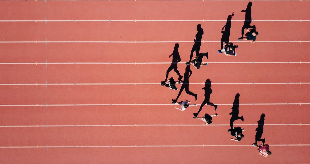 De top 3 Nootropics voor het sporten. Nootropics helpen je het maximale uit jezelf te halen. Dit is natuurlijk super belangrijk wanneer je een goede sportsessie hardlopen, fitnessen of fietsen carnetine, Rhodiola Rosea en cafeïne L-theanine