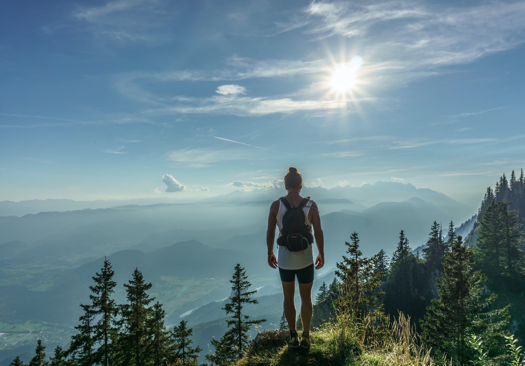 Wat is het immuunsysteem? Hoe werkt het immuunsysteem? En hoe kan je je afweersysteem versterken? Voeding, slapen, drinken, vitamine C, Vitamine D en Vitamine B6 voor een gezond goed werkend immuunsysteem.