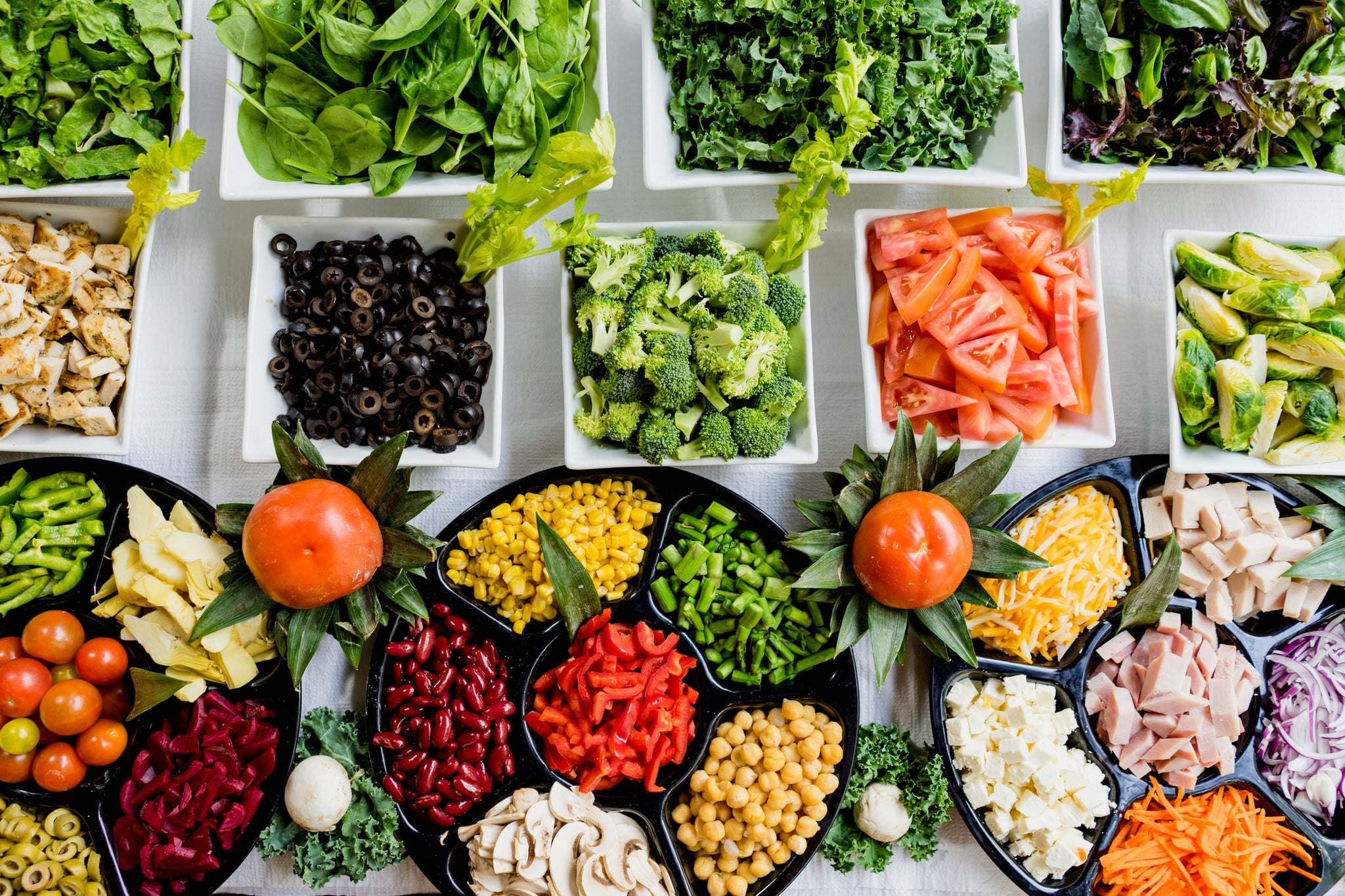 5 redenen voor genoeg vitamines, waarom is het belangrijk om vitamines te slikken. Vitamines helpen namelijk tegen haaruitval, kramp, huiduitslag, tintelingen en gelige ogen. Neem daarom voldoende van de volgende ontzettend belangrijk vitamines.