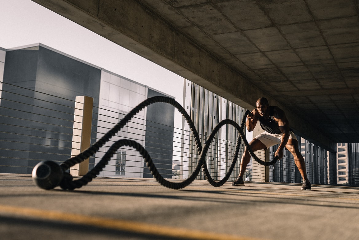 3 redenen waarom cafeïne je work-out verbetert adenosine adrenaline workout sporten training koffie spierherstel