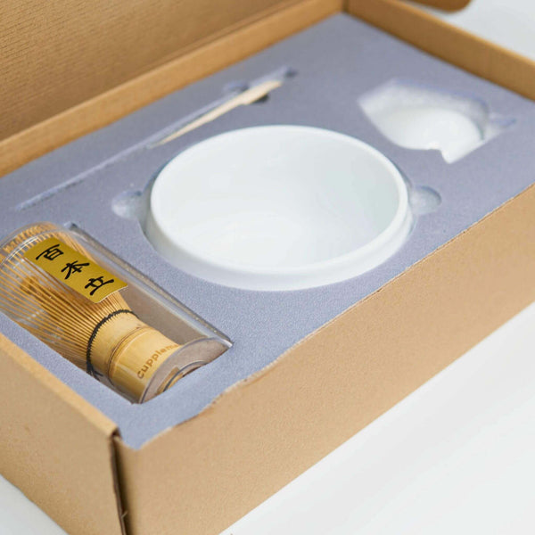 Matcha thee set wit goyu superfood supplement